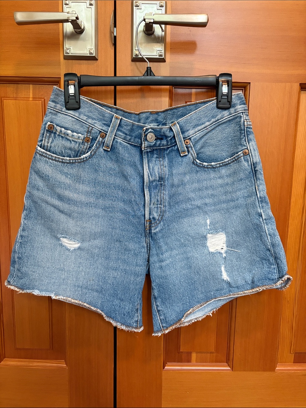 Levi’s 501s Distressed High-Rise Denim Shorts 27W